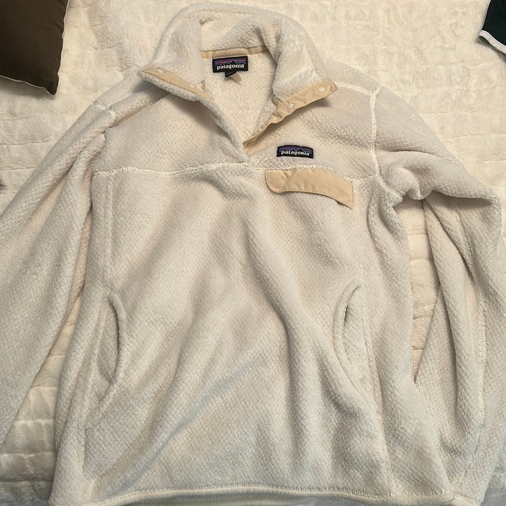 Patagonia Women’s Pullover Fleece